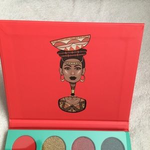 The Saharan by Juvia's Eyeshadow Palette - New in Box - 0.63 oz/18.0 g